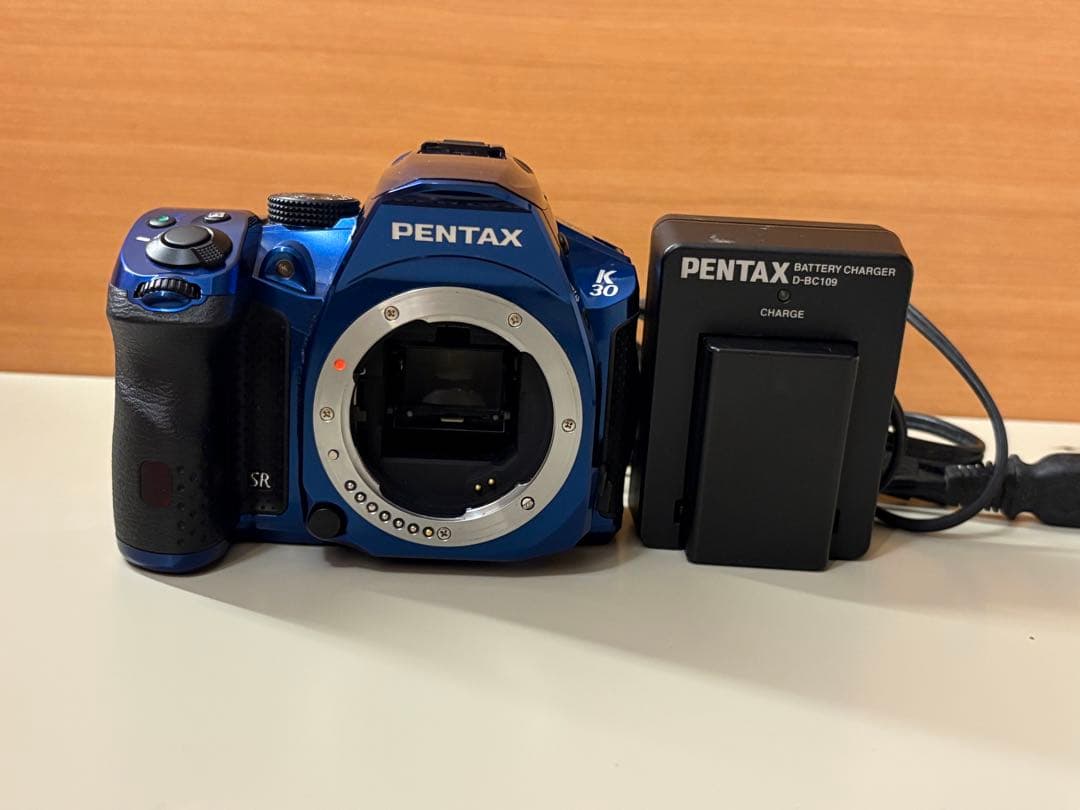 ★ペンタックスPENTAX K-30 クリスタルブルー