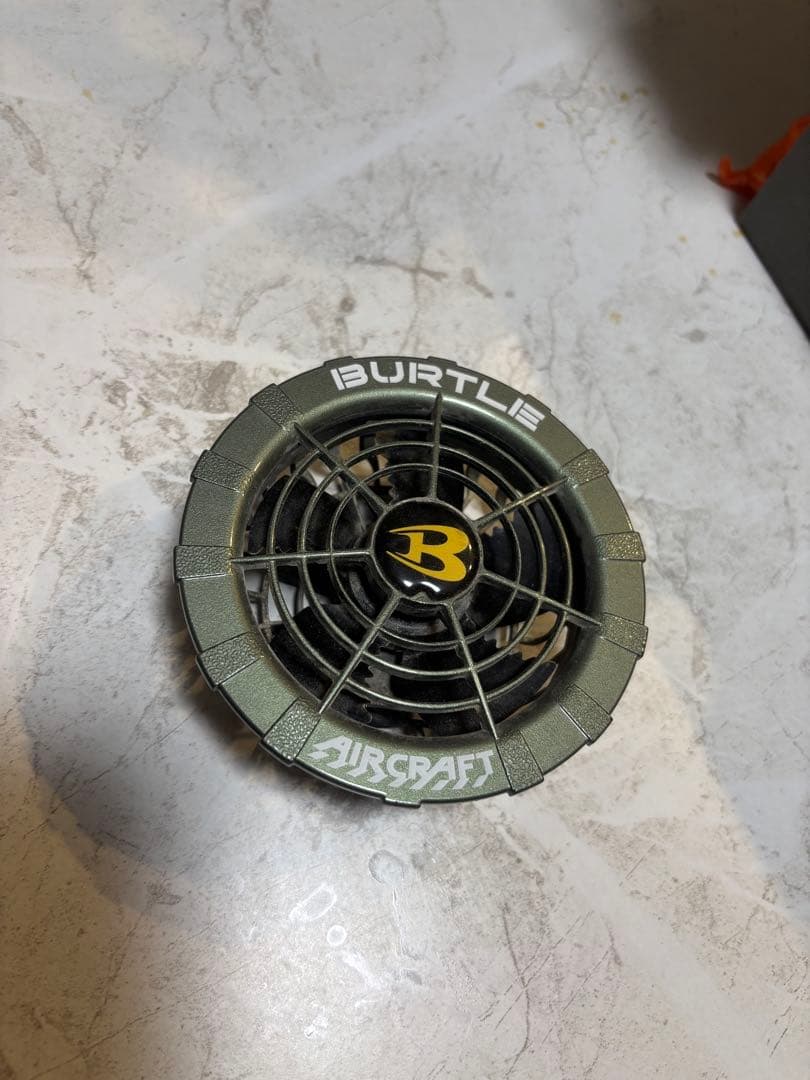 BURTLE AIRCRAFT 13V 冷却ファン 4個、バッテリー１個セット