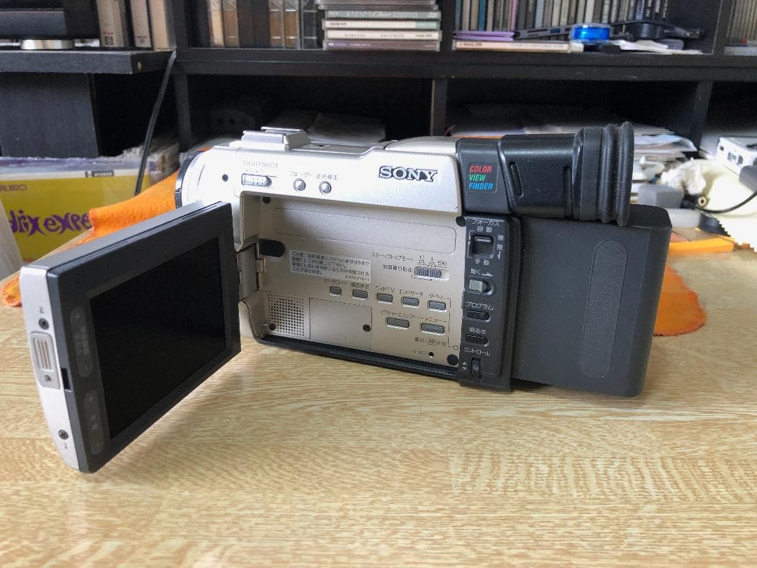 ビデオカメラ SONY DCR-TRV8 MiniDV