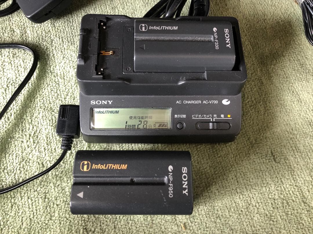 ビデオカメラ SONY DCR-TRV8 MiniDV