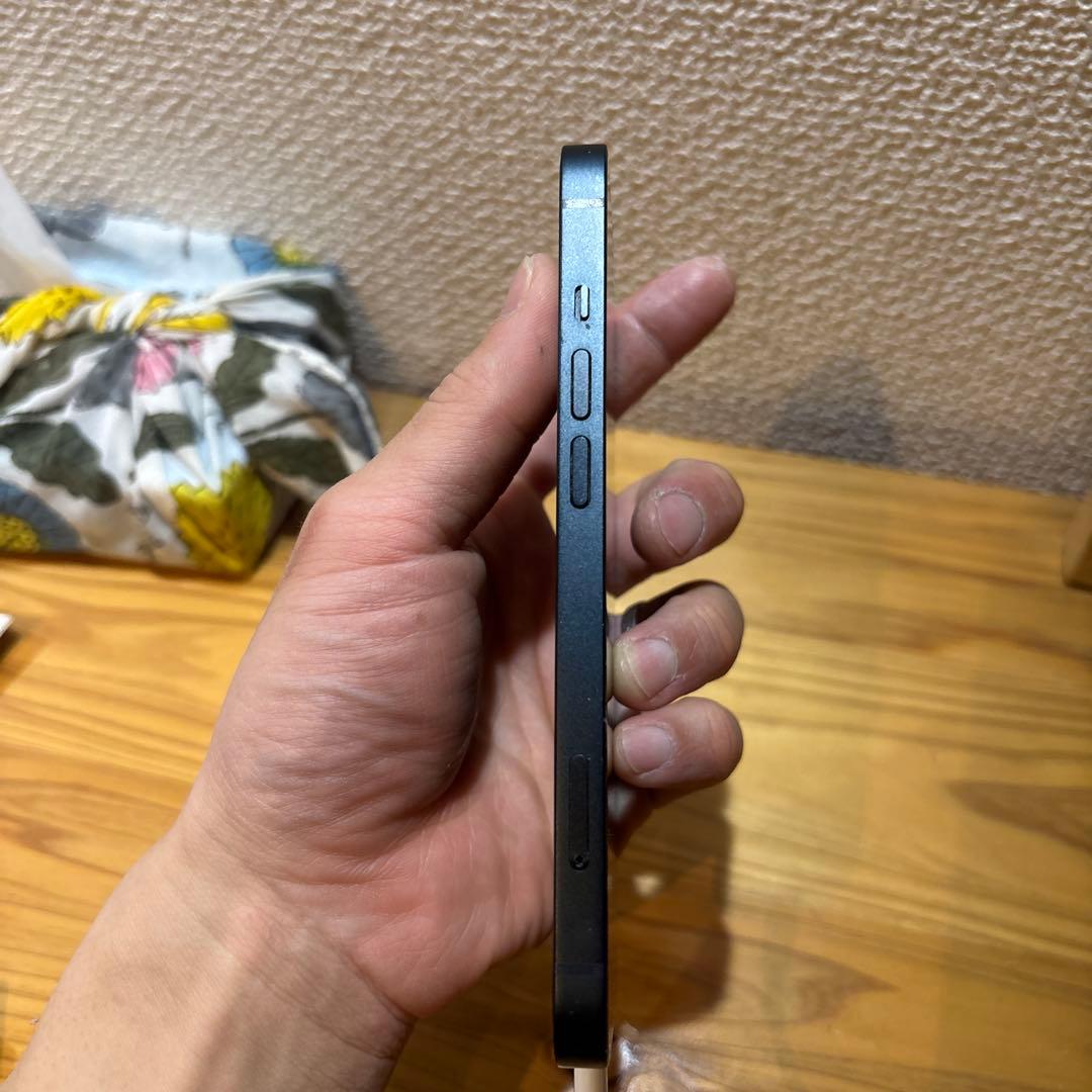 Apple iPhone 13 ブラック本体のみ　128GB