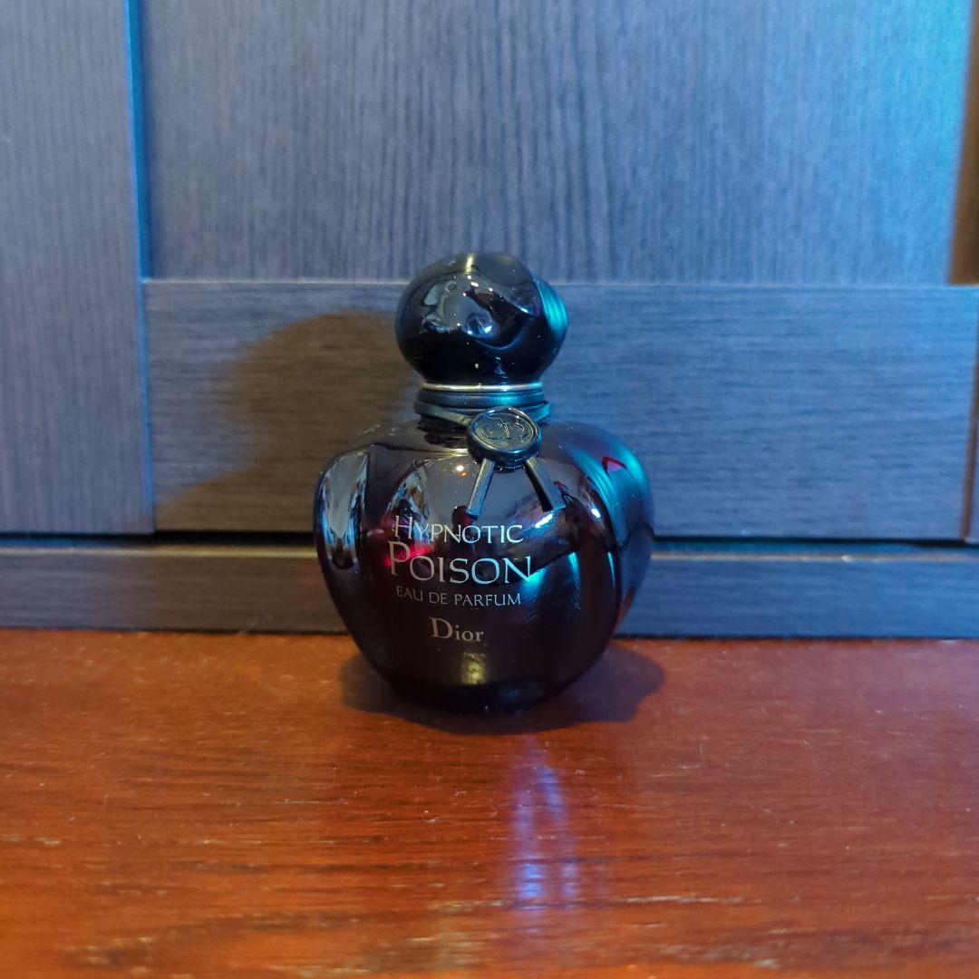 カタナ様Hypnotic Poison Eau de Parfum 50ml