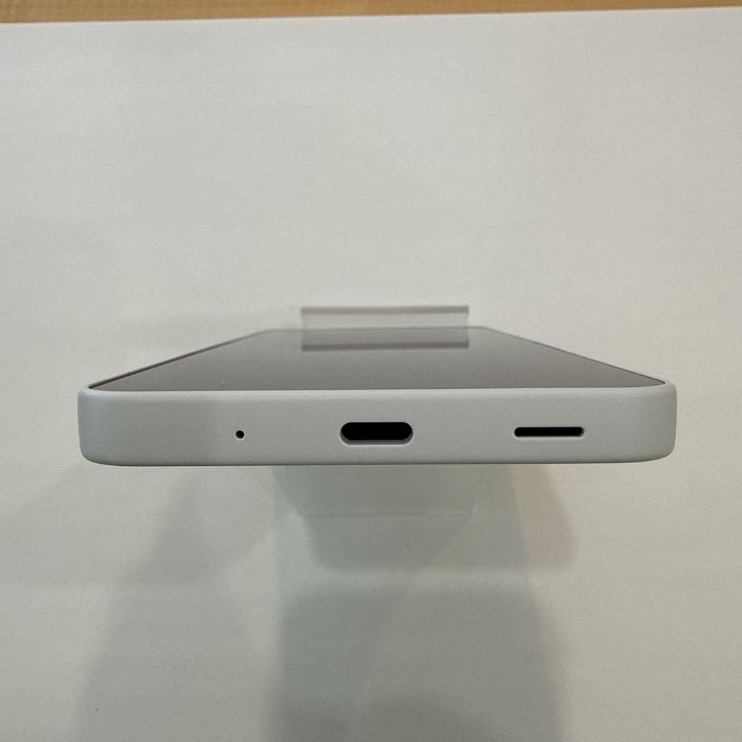 【極美品】AQUOS wish5 ユキ SIMフリー 箱あり