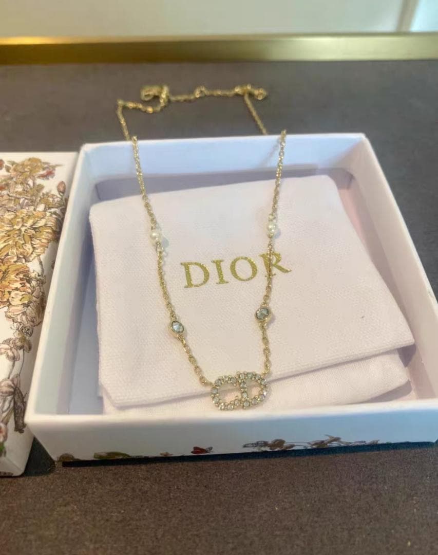 dior ネックレス