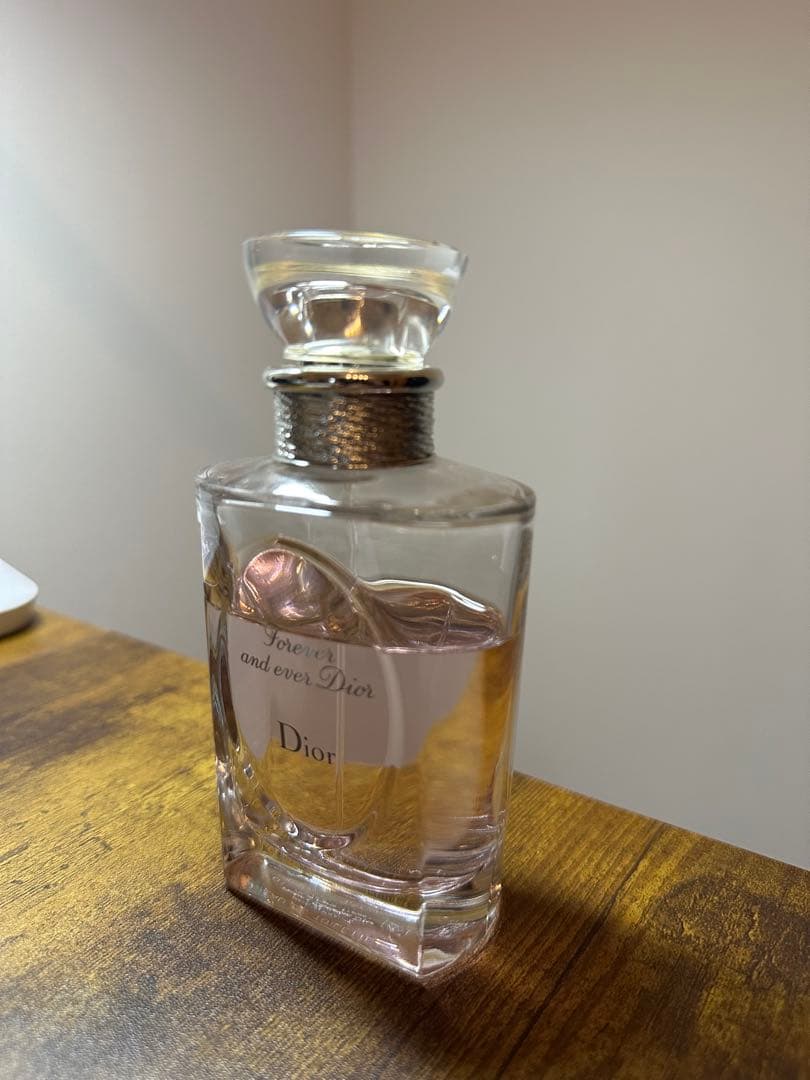 Dior フォーエヴァー アンド エヴァー 香水 100ml 残量7割以上