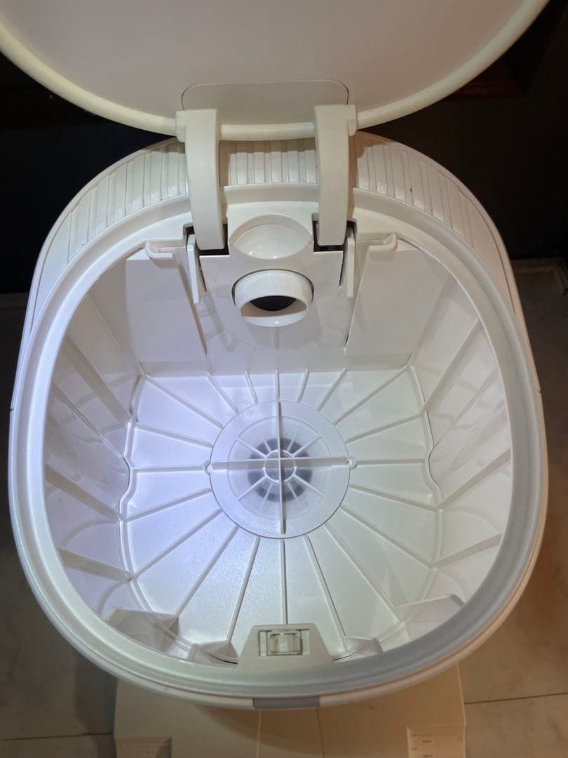 ECOVACS エコバックス ロボッ 卜掃除機DEEBOT N8+