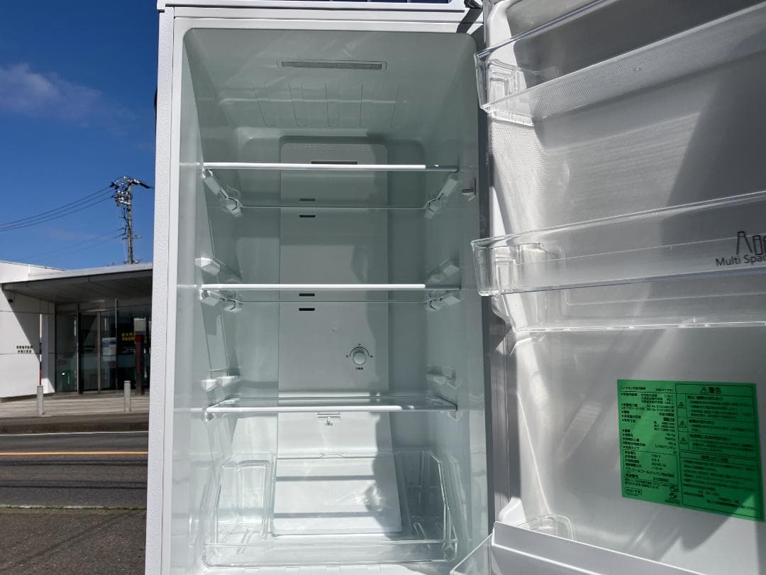 愛知岐阜/送料無料★ ヤマダ電機 179L冷蔵庫　YRZ-F17H1　2021年
