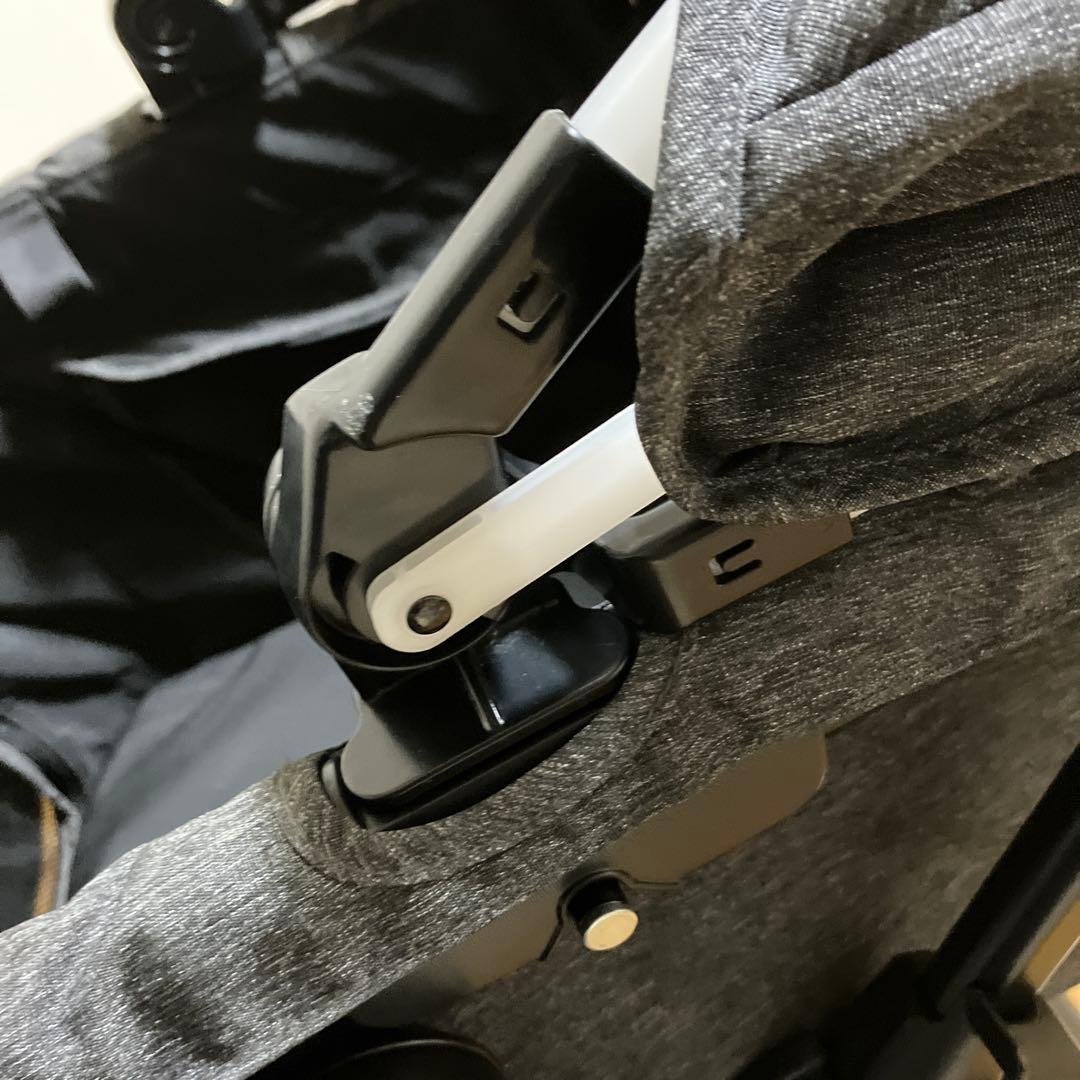 Combi コムペット ミリクランアルファ　ペットカート 30kg 多頭