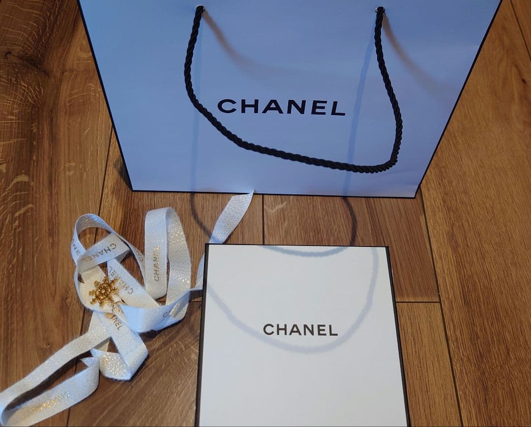 N°1 DE CHANEL リジュビネイティングセラム 50ml