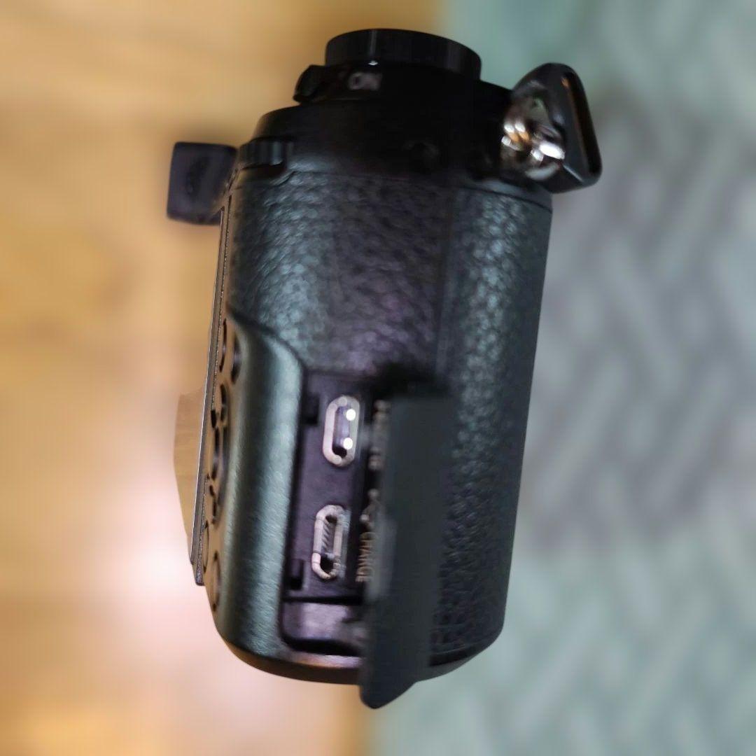 Panasonic LUMIX DMC-GX7MK2 ボディ ブラック 付属品