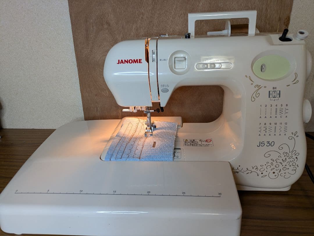 ☆極上美品☆フットコン、ワイドテーブル付属☆ジャノメ662型『JS30』☆