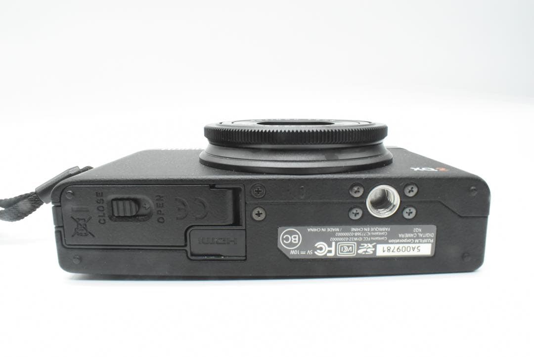 フジフィルム FUJIFILM XQ2 コンパクトデジタルカメラ