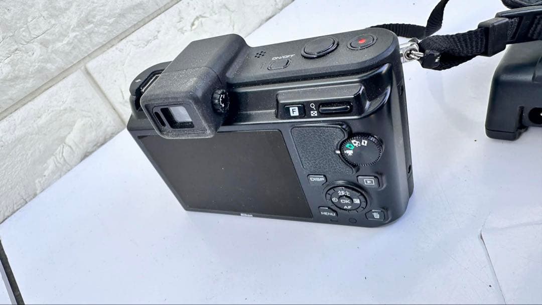 デジタルカメラ Nikon 1 V1
