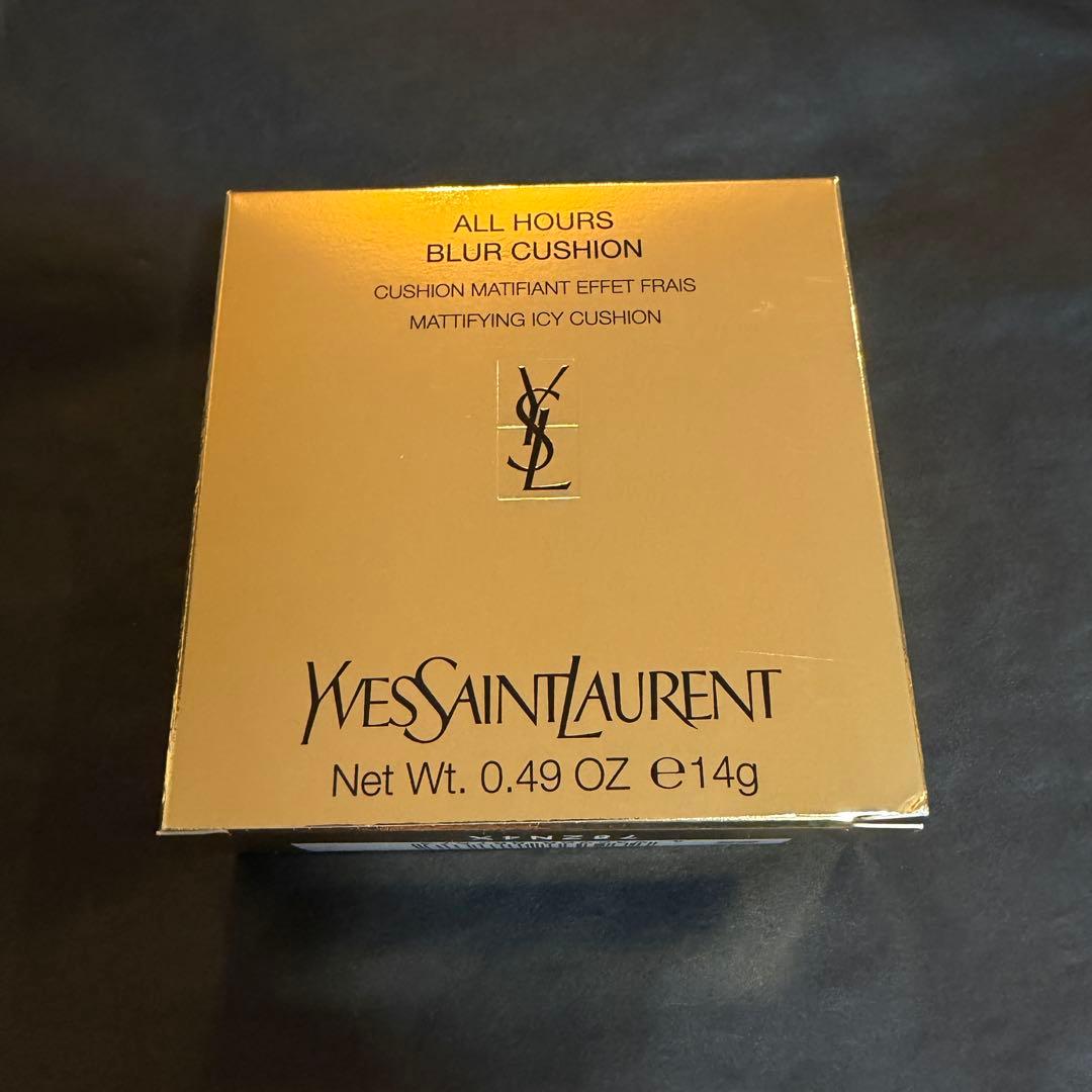 【新品未開封】YSL イヴサンローラン オールアワーズ ブラークッション