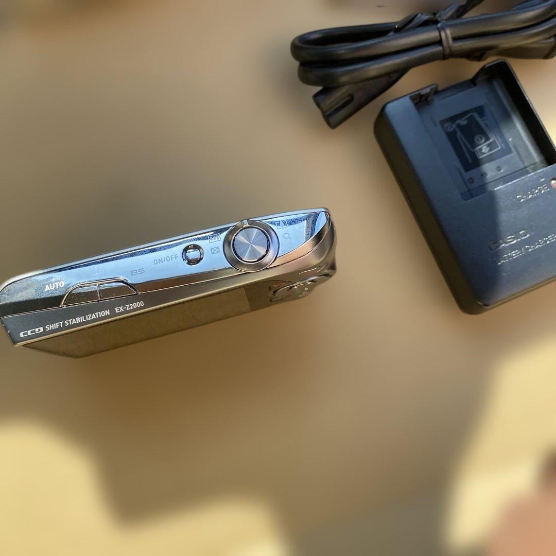CASIO EXILIM EX-Z2000 コンパクトデジタルカメラ デジカメ