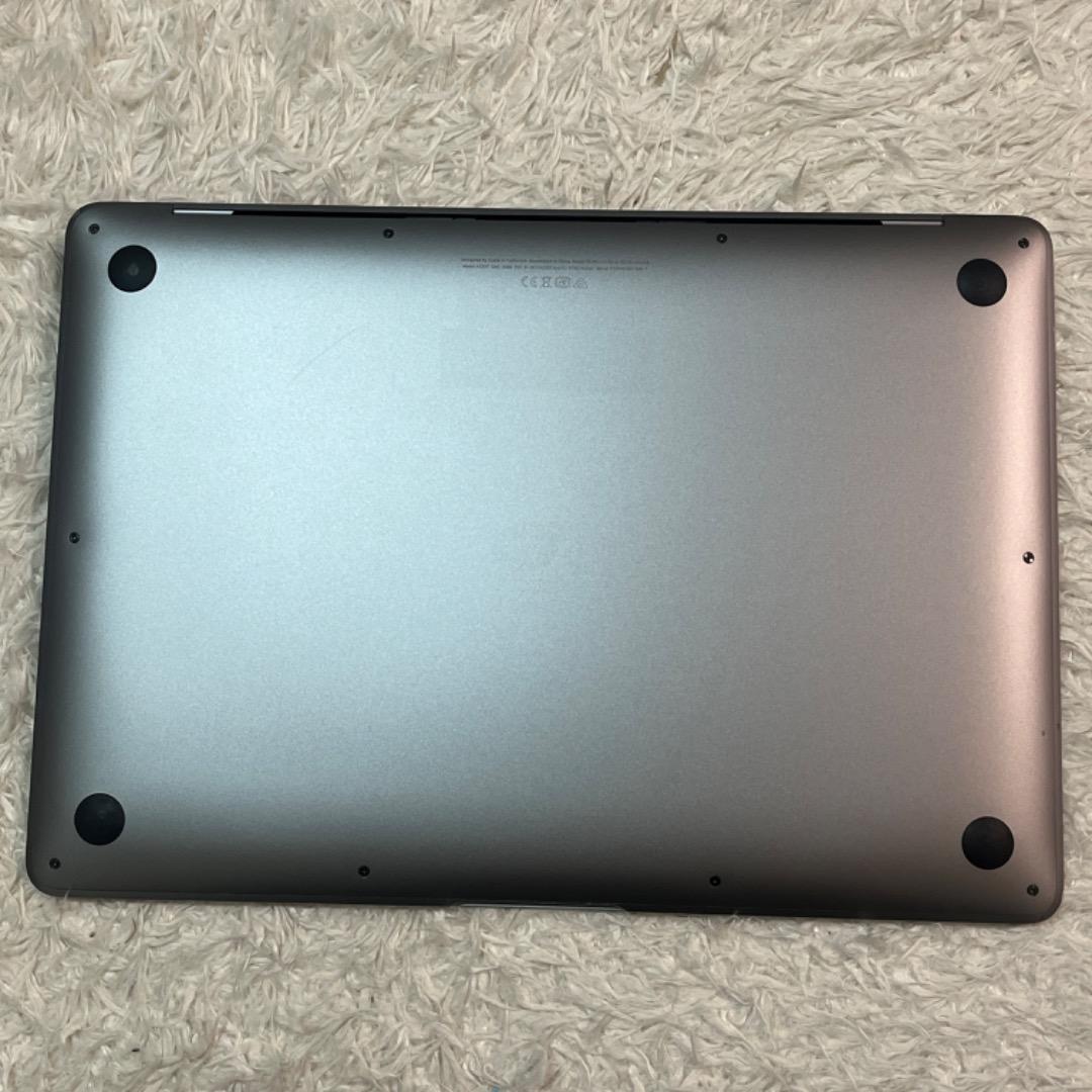 MacBookAir 13インチ M1 16GB/512GB 92% A2338