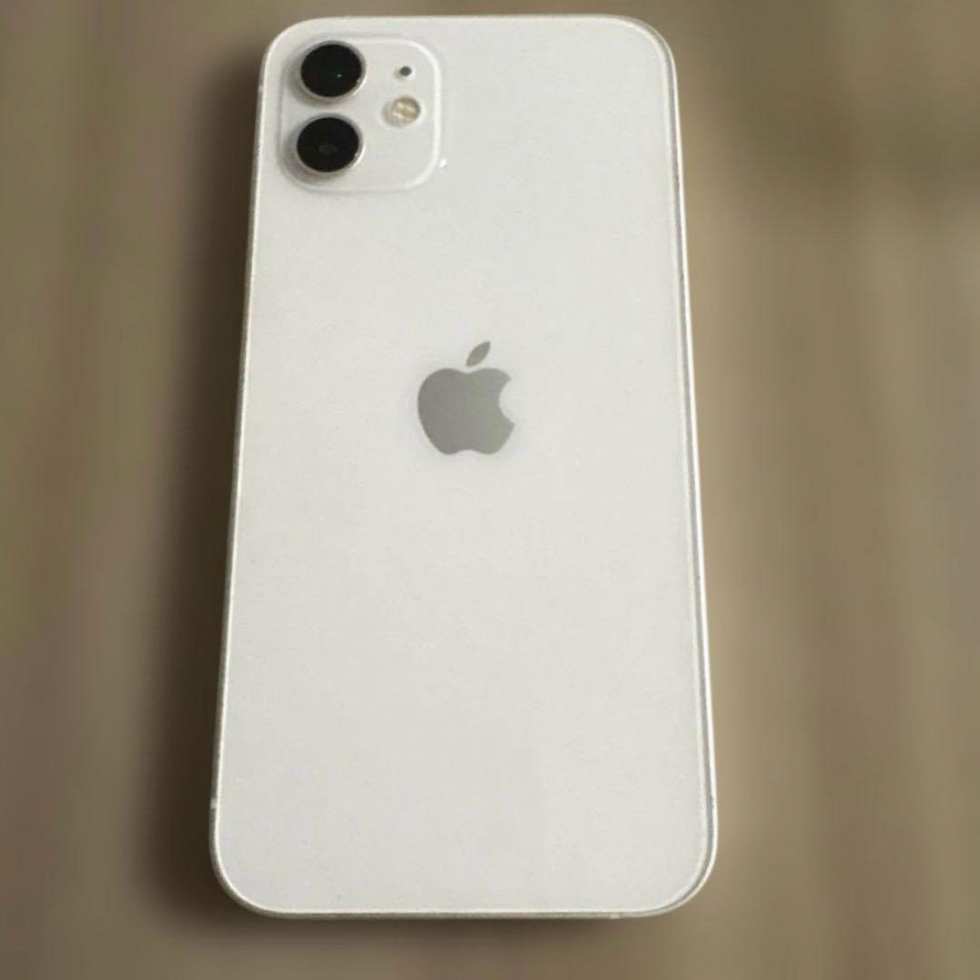iPhone12 本体　ホワイト　美品