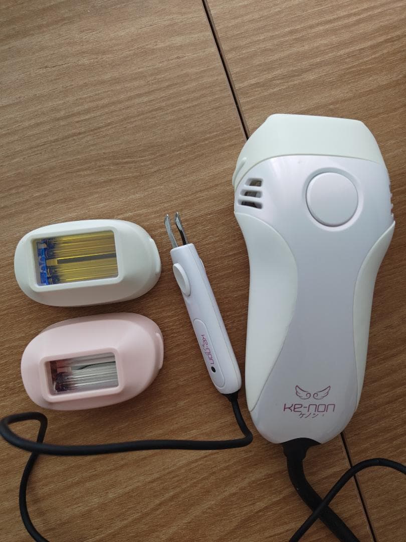 ケノン 脱毛器 NIPL-2080 本体＋カートリッジ3種（残量あり）