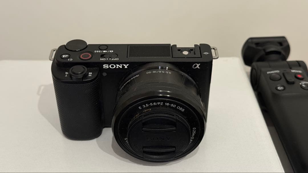 SONY ZV-E10 ズームレンズキット＋シューティンググリップ付