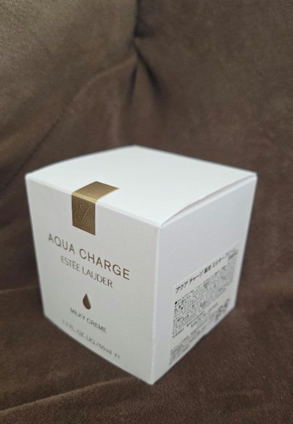 エスティーローダー アクアチャージ　薬用ミルキークリーム 50ml