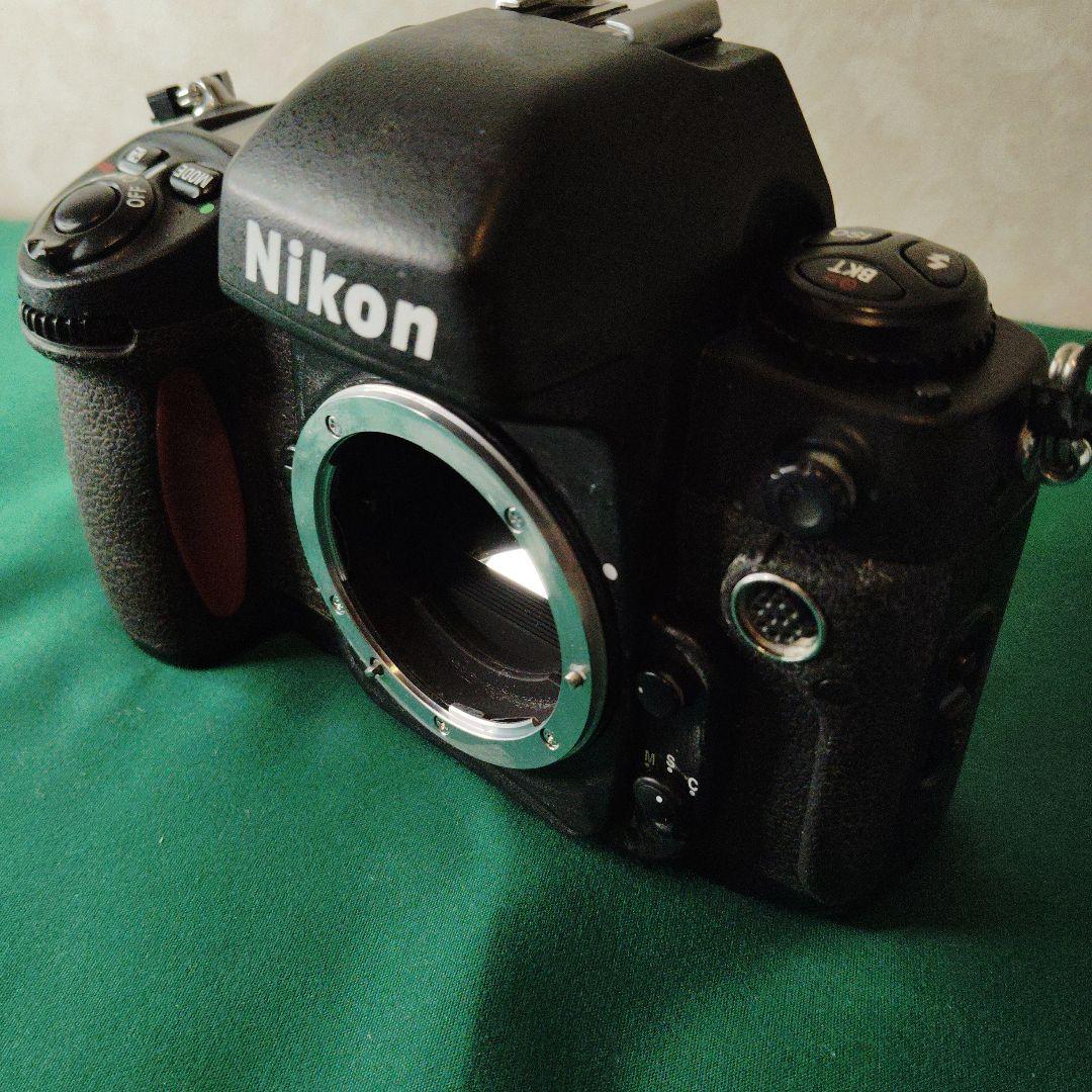 【ジャンク】Nikon F100 ボディ バッテリー蓋無し