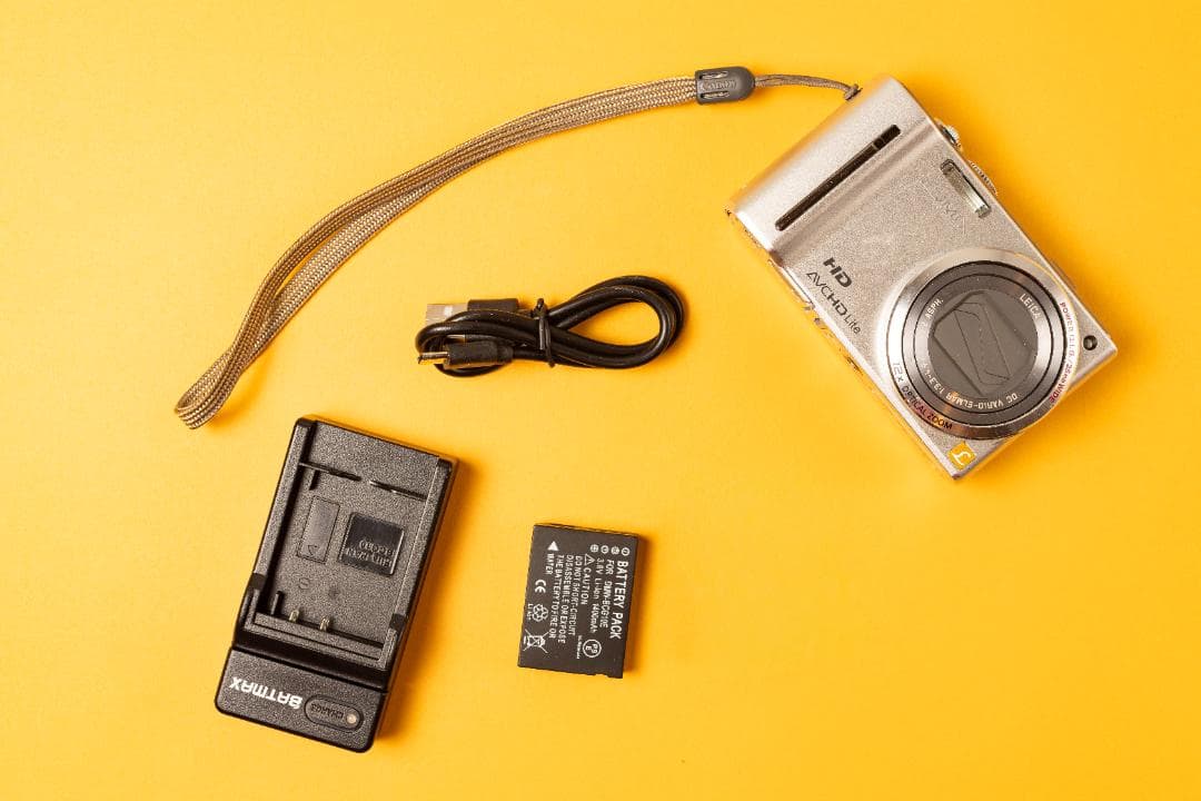 Panasonic LUMIX TZ10 デジタルカメラ