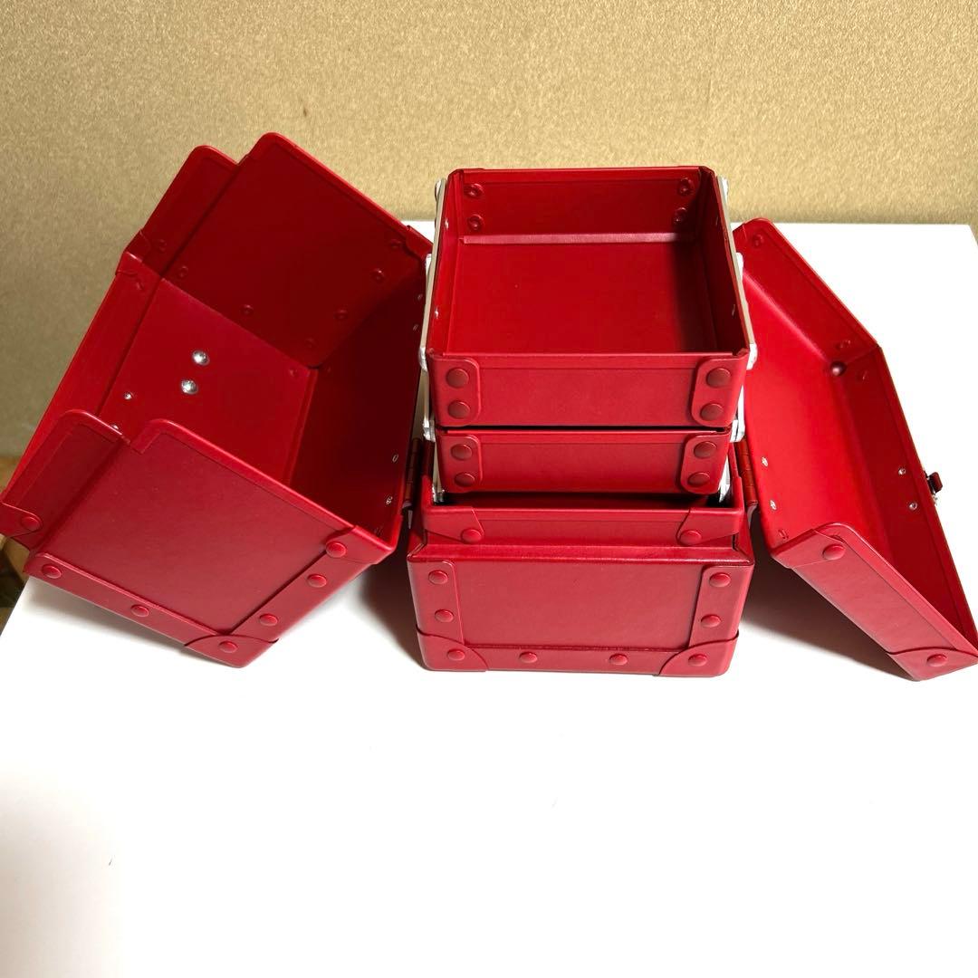 Shu Uemura マリー　レイ　メイクボックス　キューブ