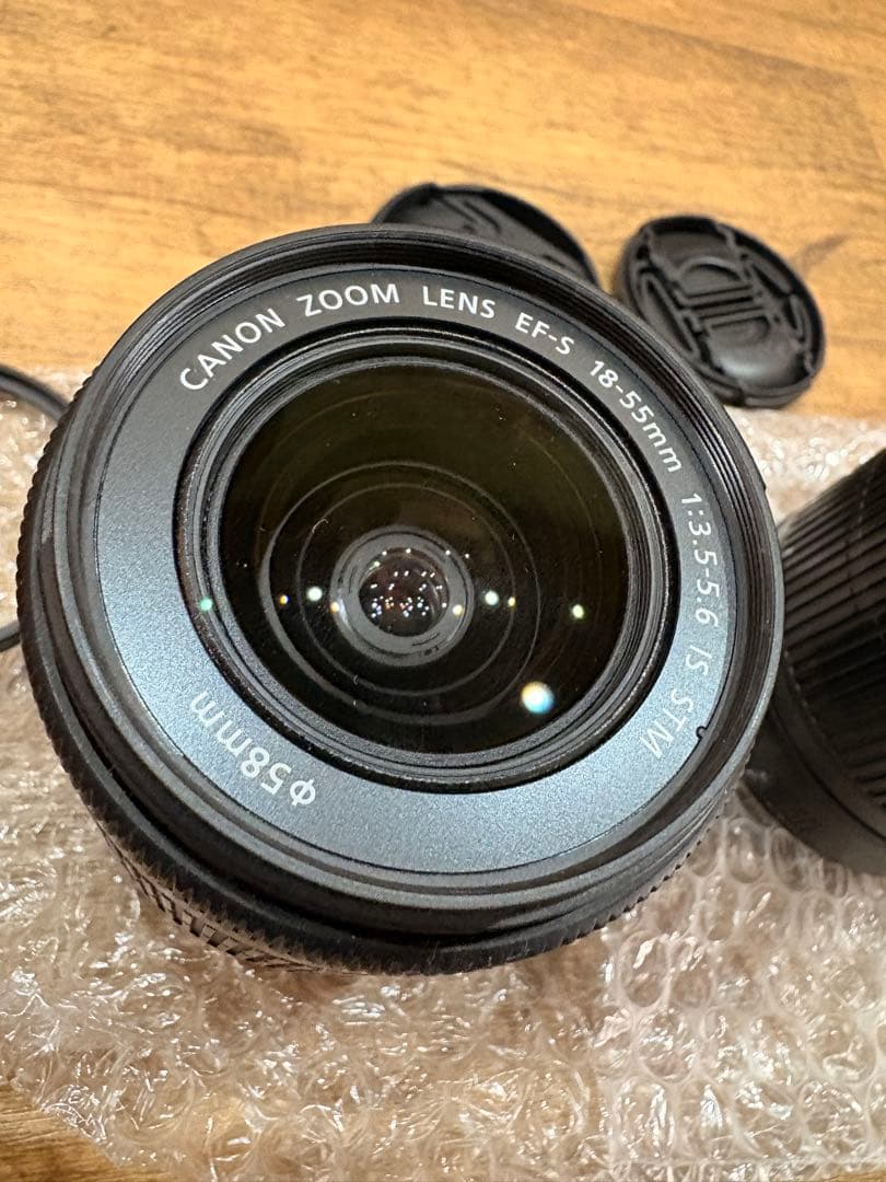 Canon EOS Kiss X7 ダブルズーム　レンズキット　一眼レフ