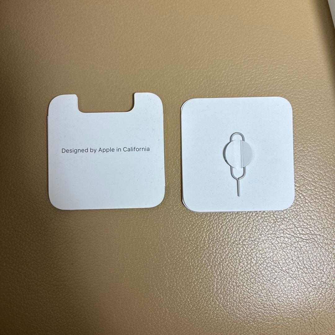 iPhone SE3 64GB 付属品付き