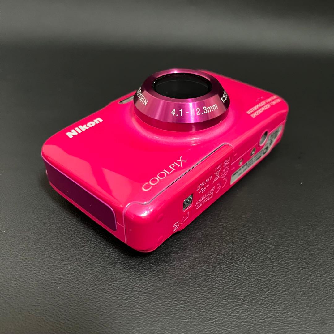 極美品✨Nikon COOLPIX S31 ピンク スマホ転送セット付　デジカメ