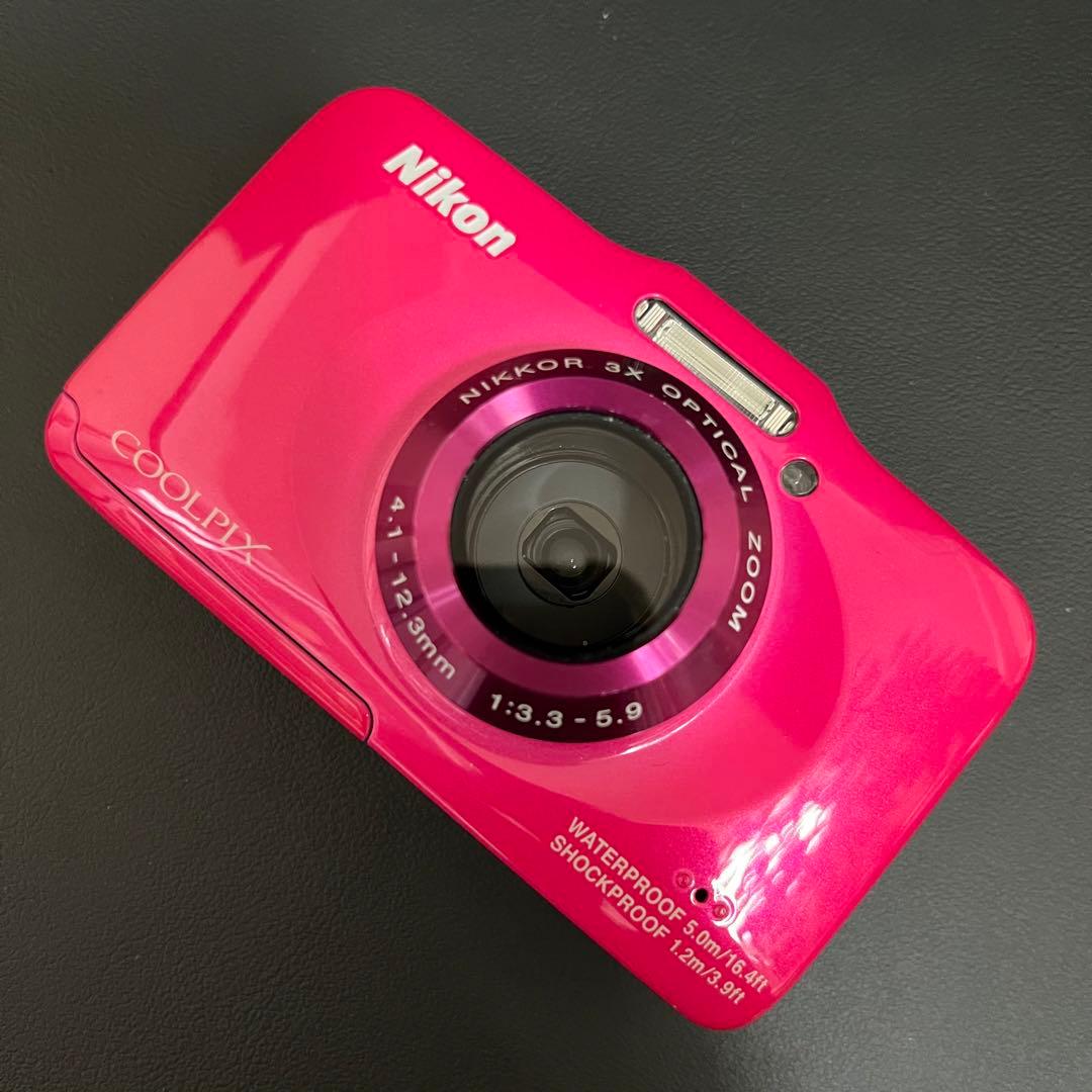 極美品✨Nikon COOLPIX S31 ピンク スマホ転送セット付　デジカメ