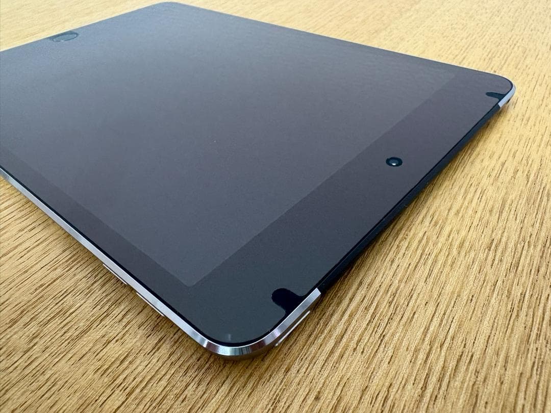 iPad mini 4 Wi-Fi+Cellular SIMフリー