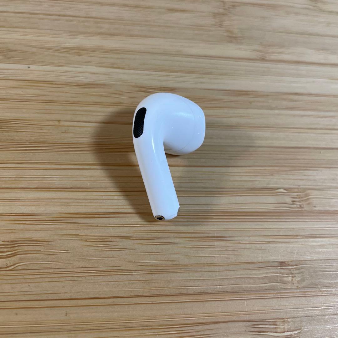 ⭐️Apple⭐️AirPods 4世代 R 右耳 ノイキャン無し A3050 ③