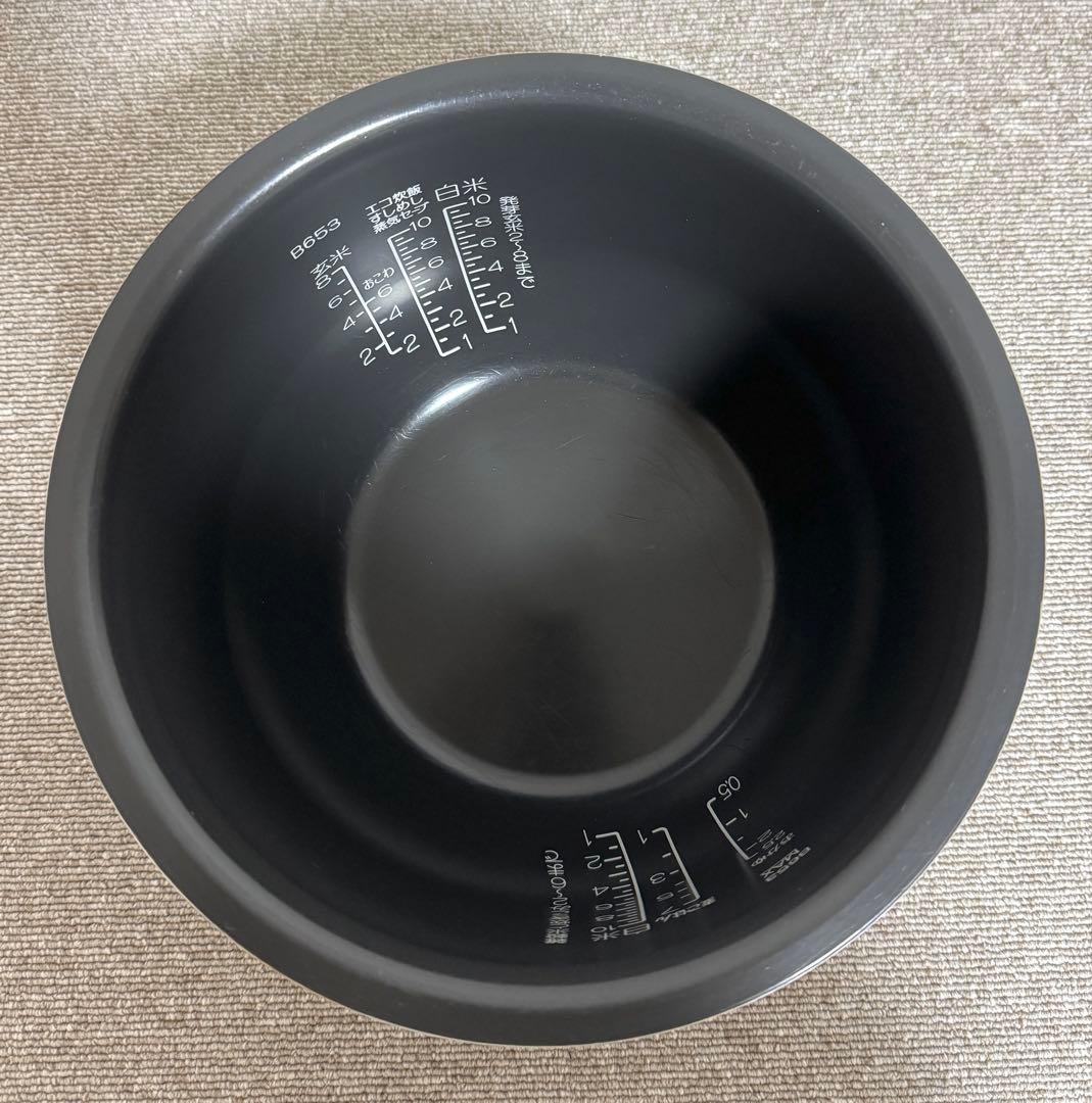 【美品】象印 炎舞炊き 圧力IH炊飯ジャーNW-PV18 動作保証