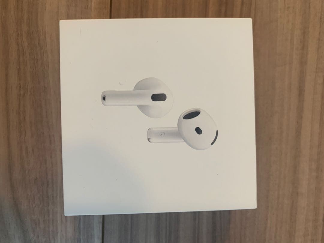 パ*カ様 Apple AirPods 4 アクティブノイズ キャンセリング搭載