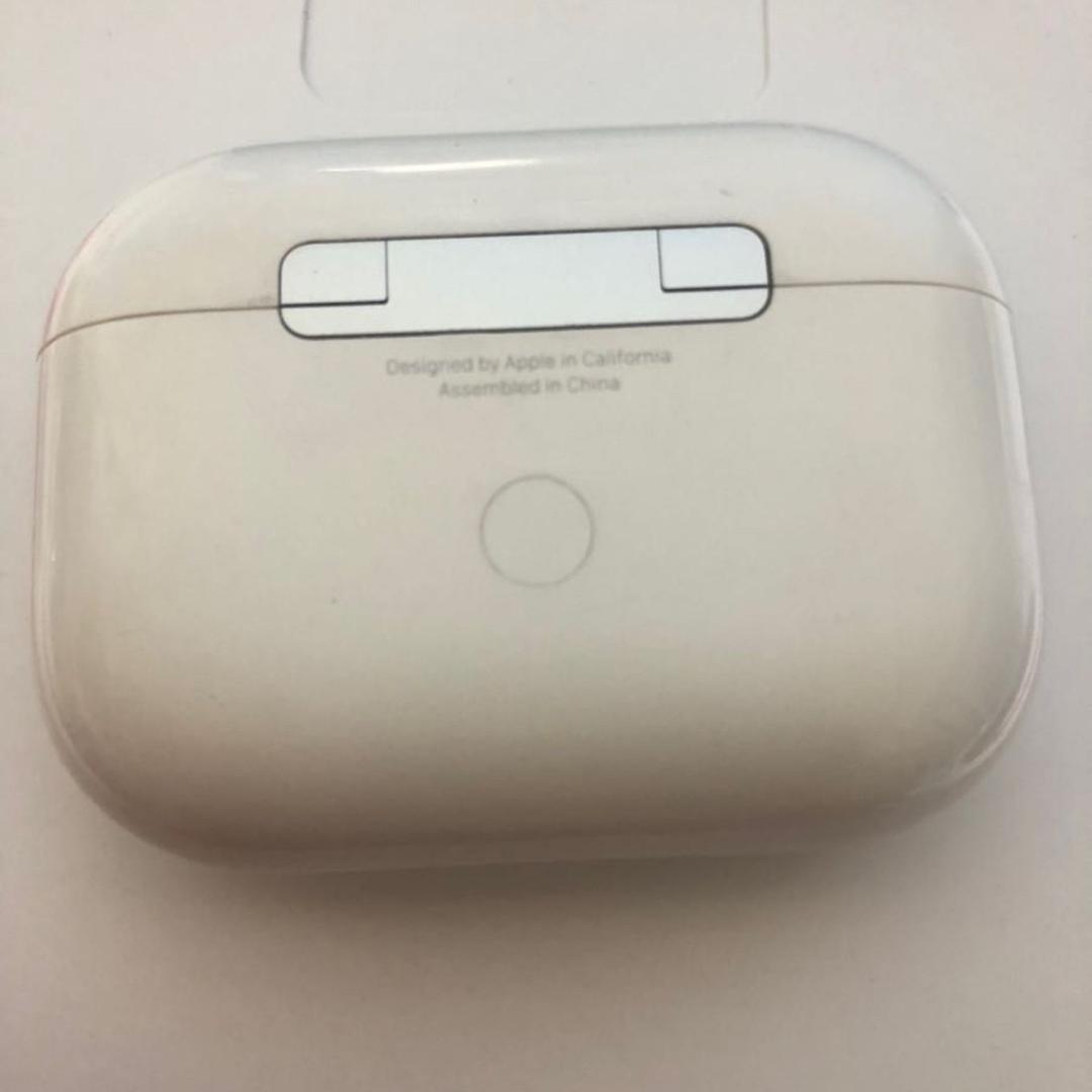 正規品♡AirPodsPro第1世代A2190充電ケースのみ