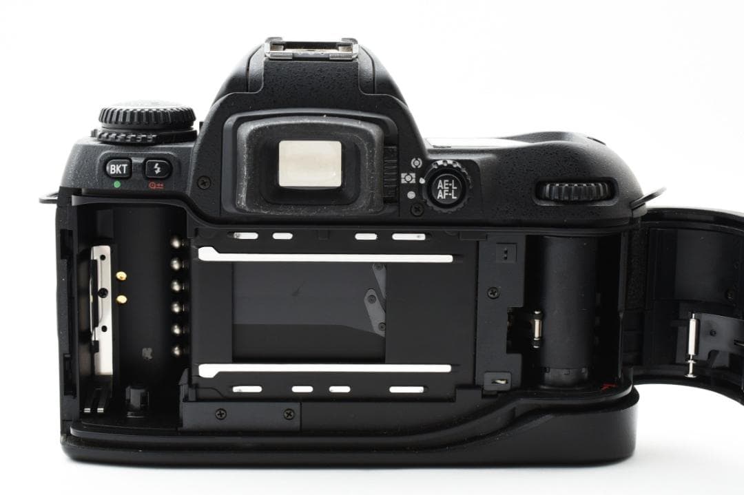 動作品 Nikon F80 一眼レフカメラ