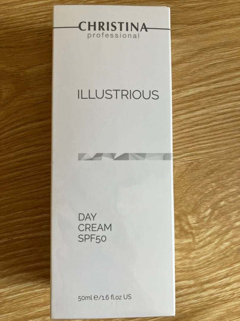 新品 クリスティーナ　イラストリアスデイクリーム50ml