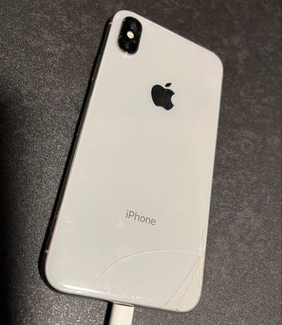 【ジャンク品】【画面割れ】iPhoneX 256GB シルバー