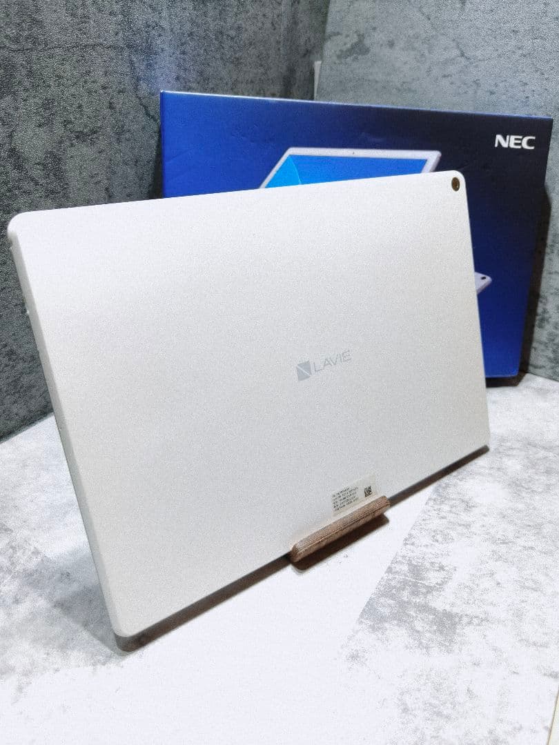 美品 LAVIE Tab E 10FHD1 TE710KAW タブレット