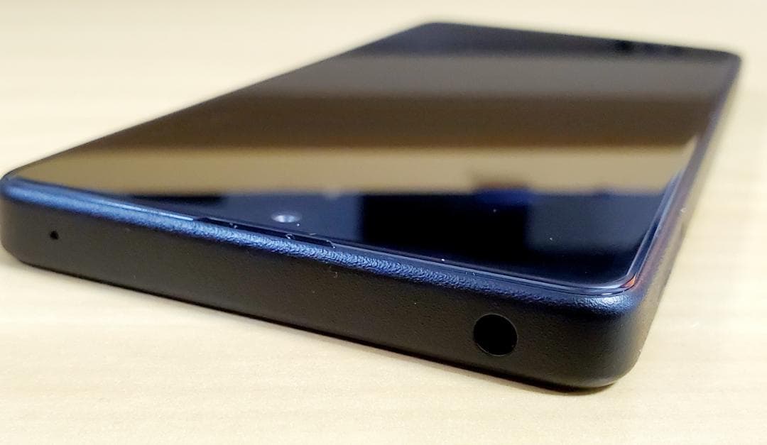 【L4319】docomo SONY Xperia SO-53C 本体