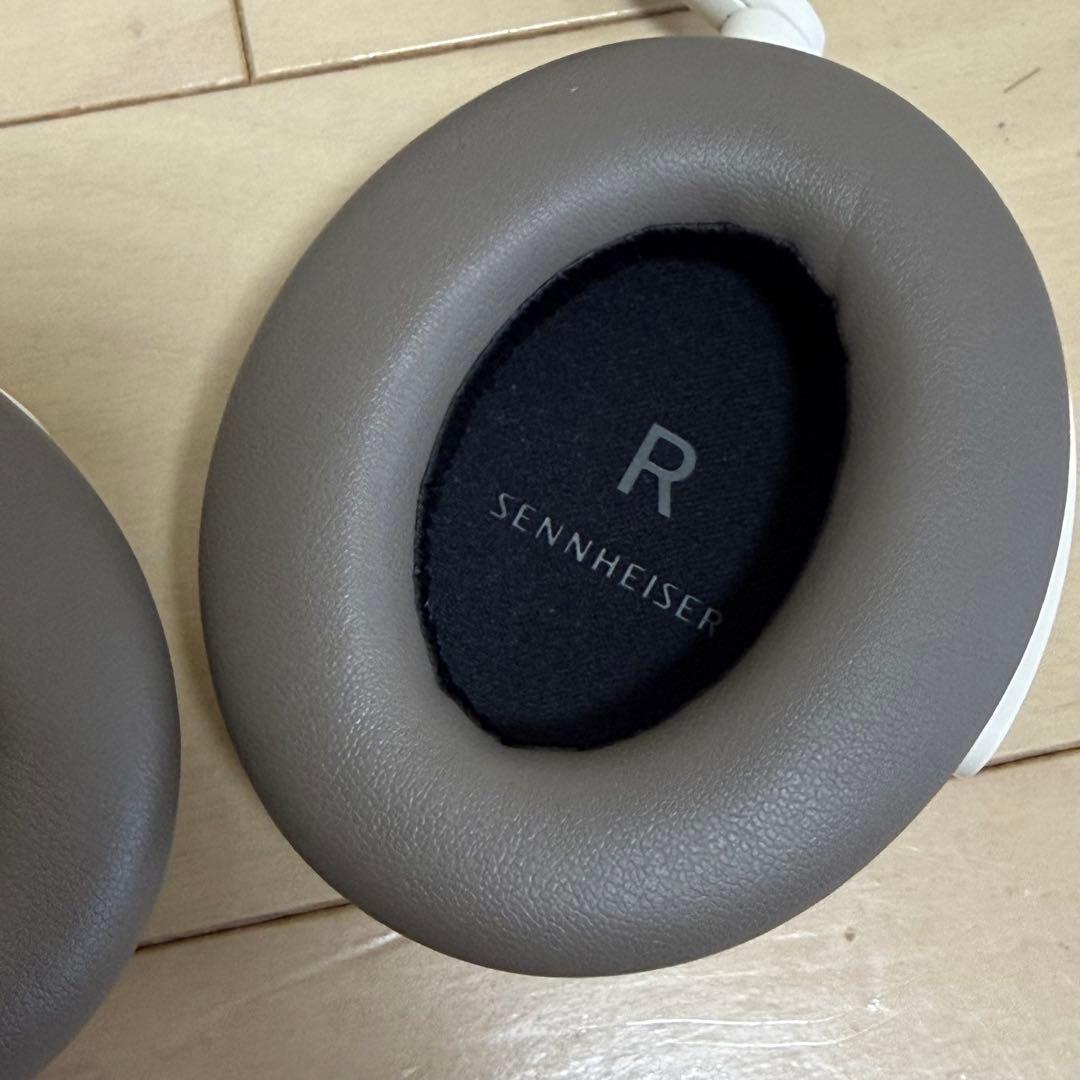 【美品・完品】Sennheiser Momentum 4 ワイヤレスヘッドホン