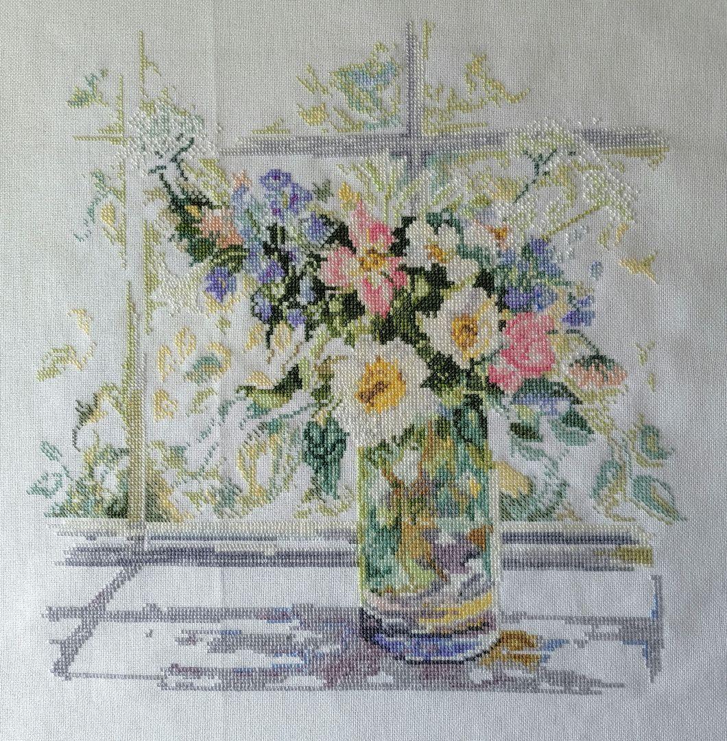 クロスステッチ 完成品 花瓶の花 ラナーテ