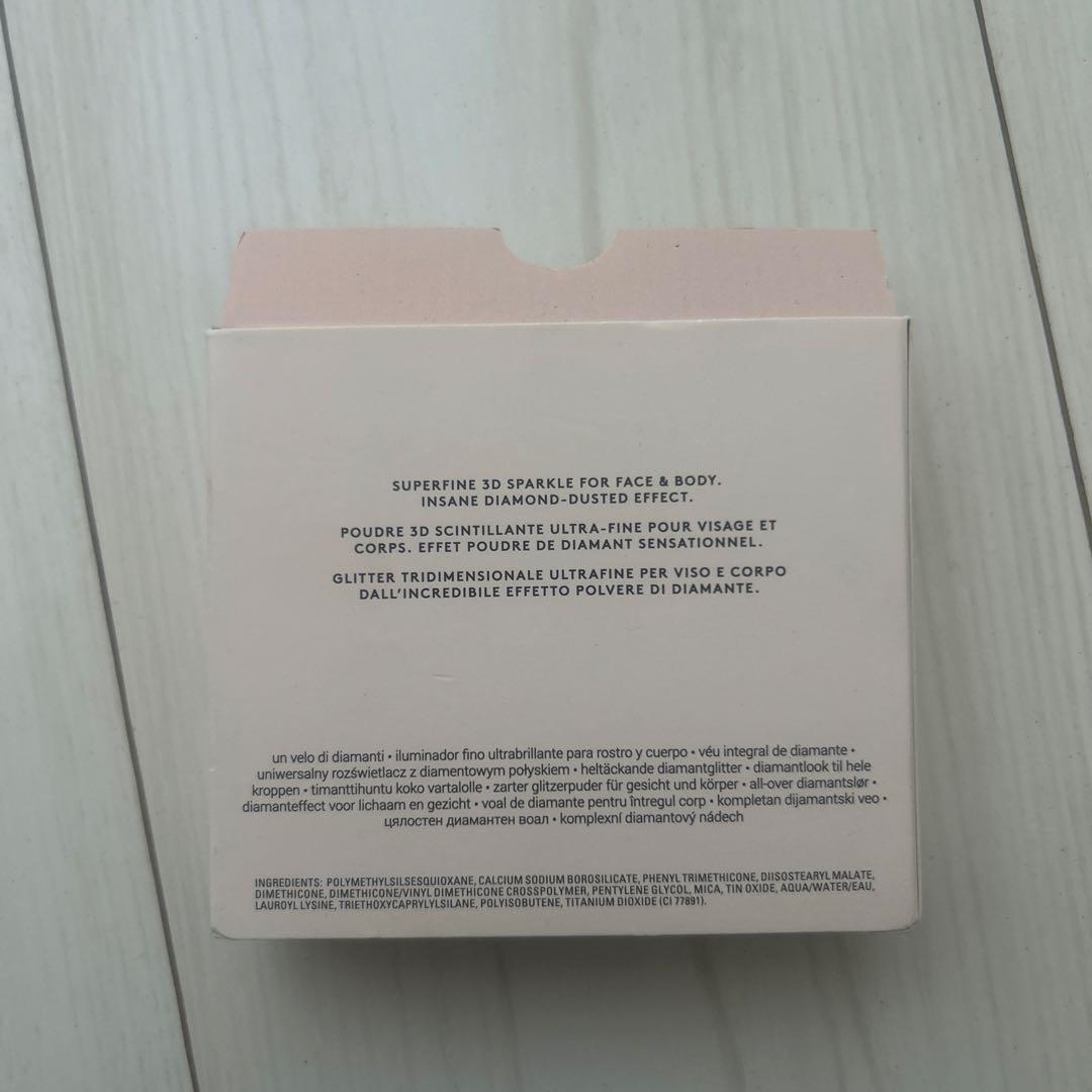 FENTY BEAUTY DIAMOND BOMB ハイライト箱付き新品未使用