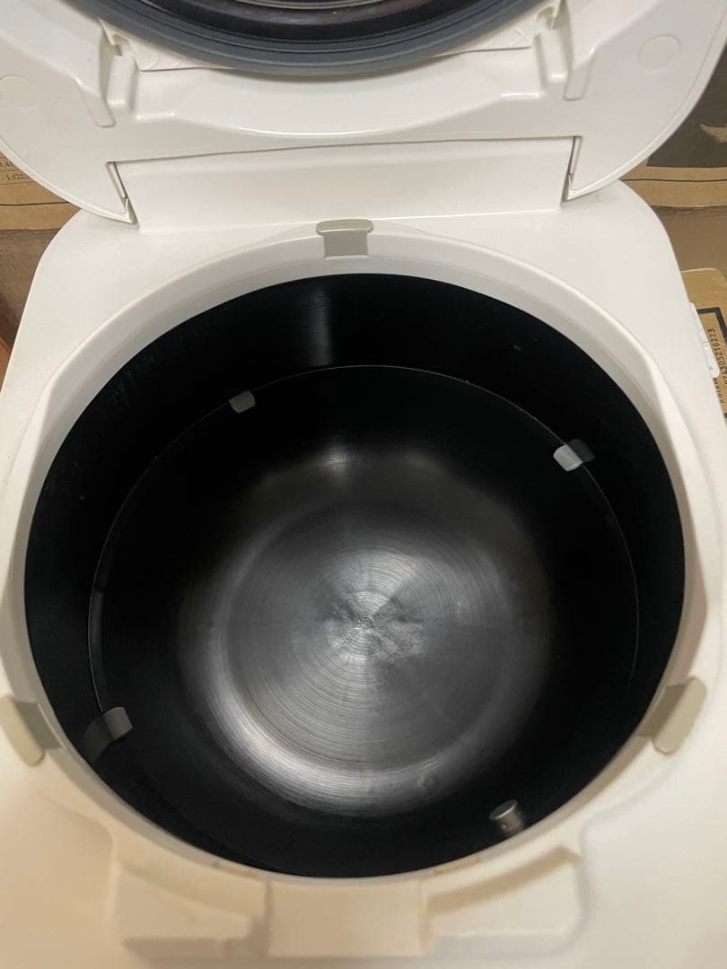象印 IH炊飯ジャー NW-SA10 WH 2021年