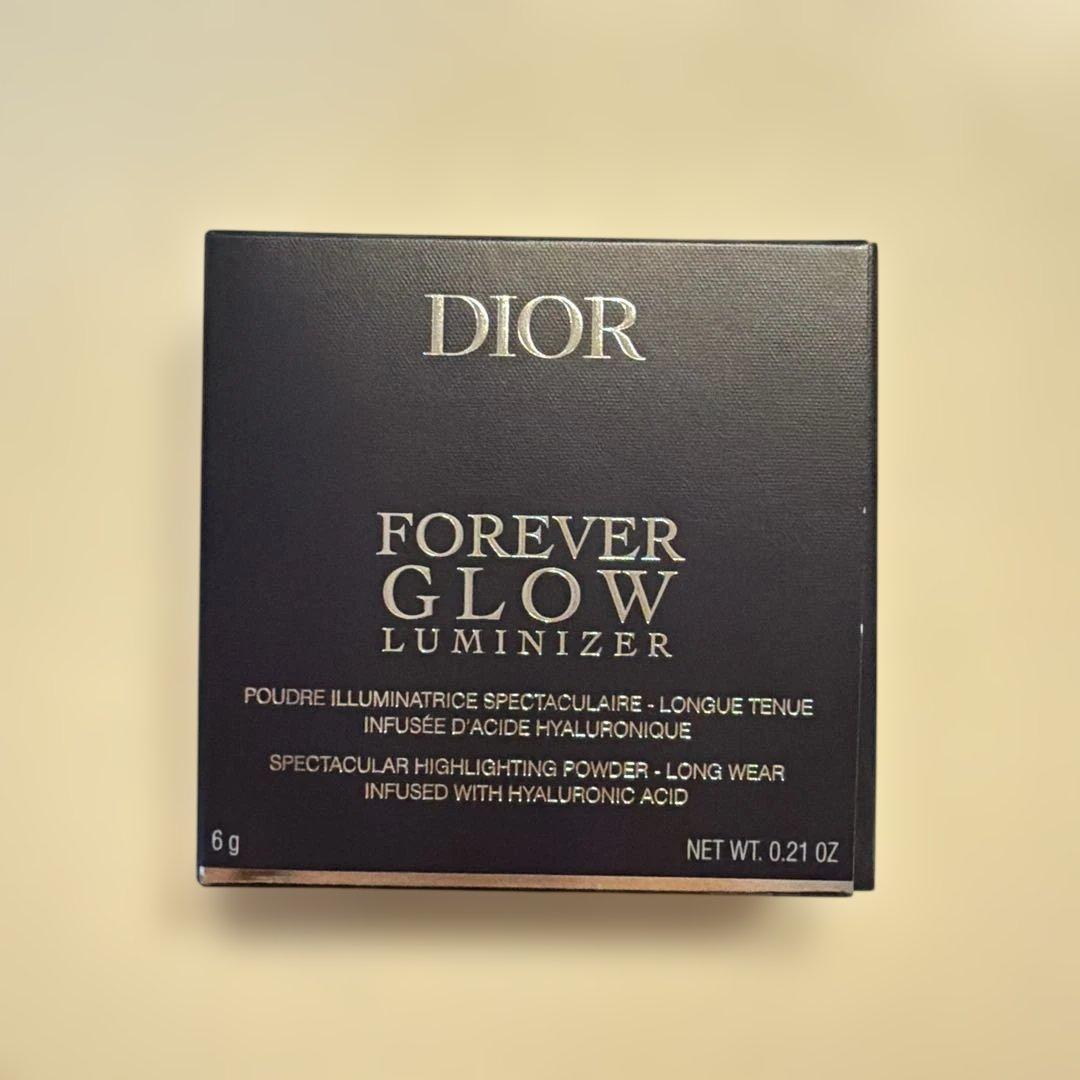 【新品未使用】Dior｜スキンフォーエヴァーグロウルミナイザー831
