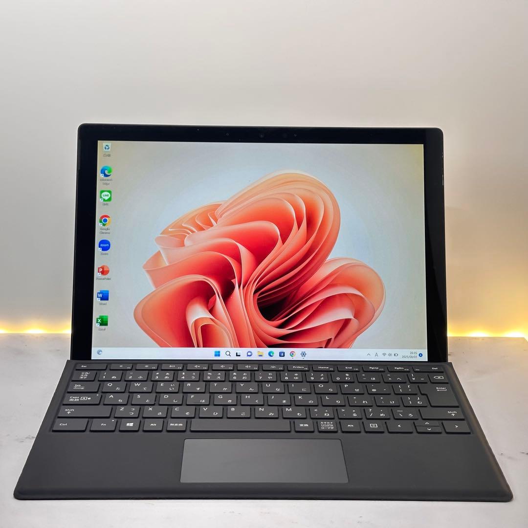 【ブラックモデル】Surface Pro7 Core i7/16/256