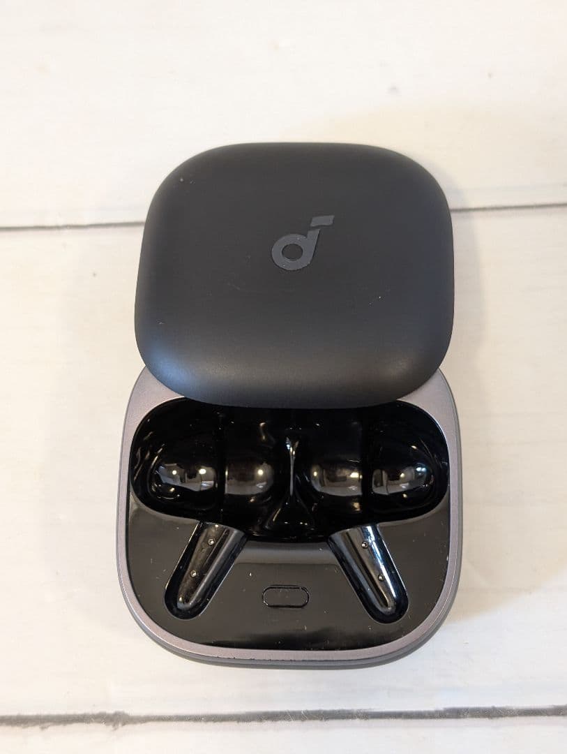 Anker Soundcore Liberty5 ケースのみ　ブラック　黒