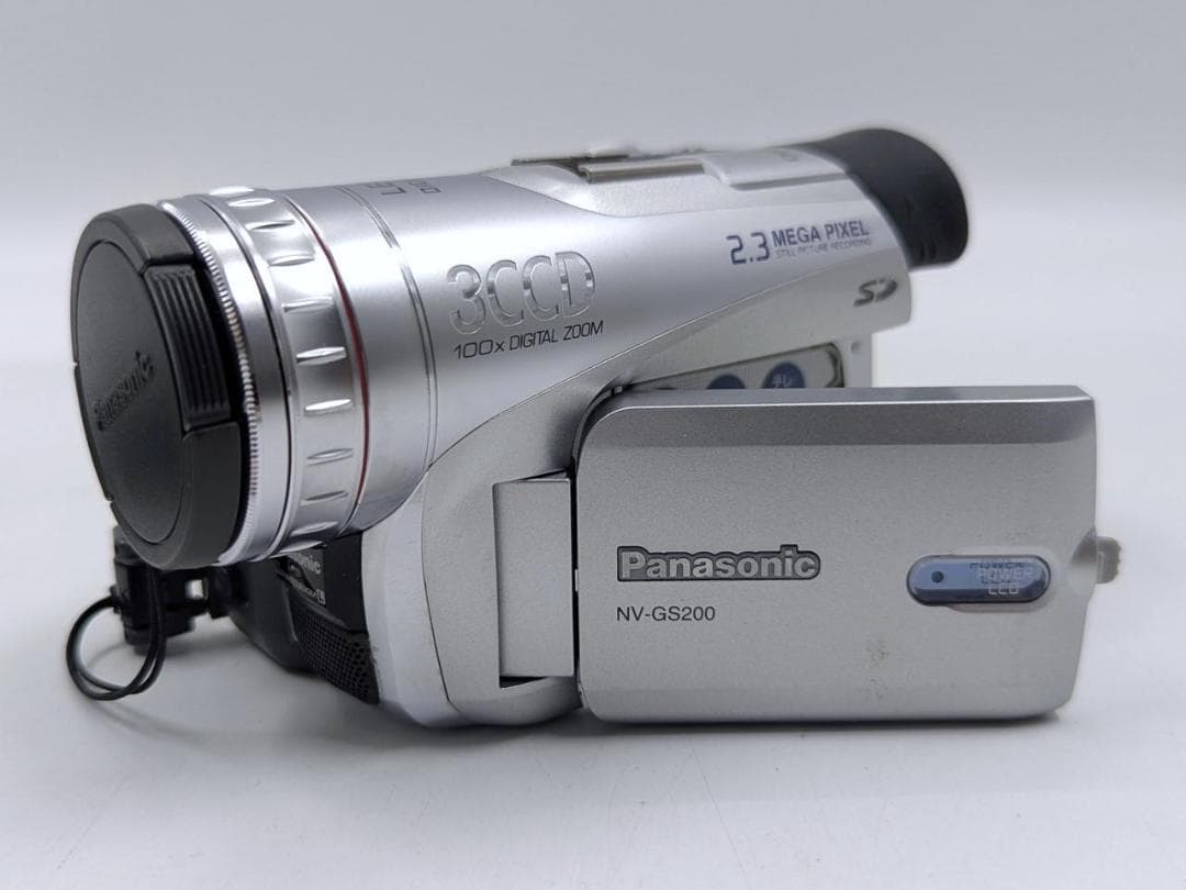 miniDVのダビングに！ Panasonicビデオカメラ NV-GS200