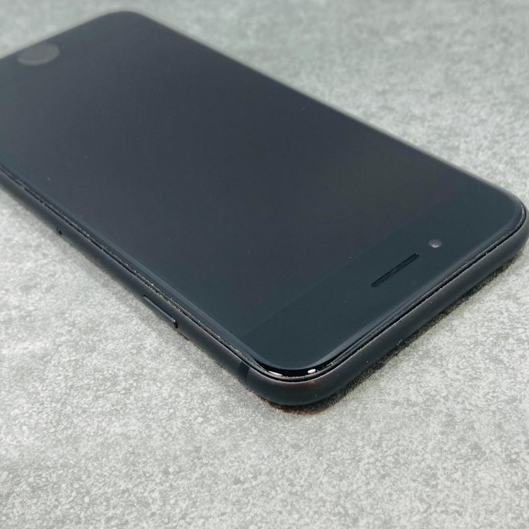 【美品】iPhone8 64GB SIMフリー MQ782J/A スペースグレイ